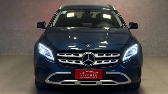 MERCEDES-BENZ GLA 200 1.6 CGI FLEX ADVANCE 7G-DCT MERCEDES-BENZ GLA 200 1.6 CGI FLEX ADVANCE 7G-DCT